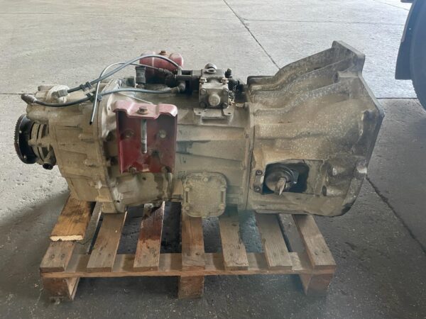 Cambio 8 marce iveco eurocargo 120E23 / 120E21 / 150E23 / 150E21 / 150E18 sigla 2870.9 o 2870B9 - immagine 2