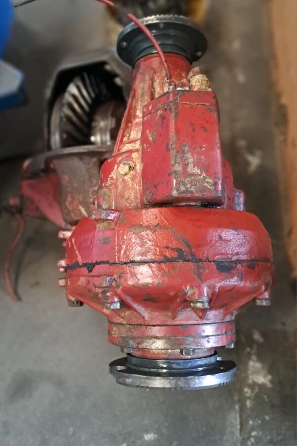 Ripartitore / gruppo differenziale IVECO 330.36 - immagine 3