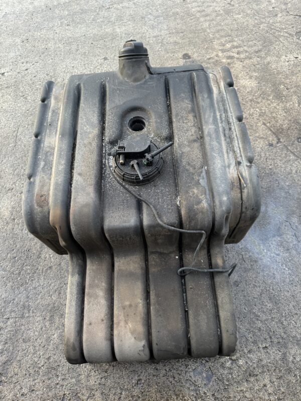 Serbatoio carburante iveco eurocargo tector EURO5