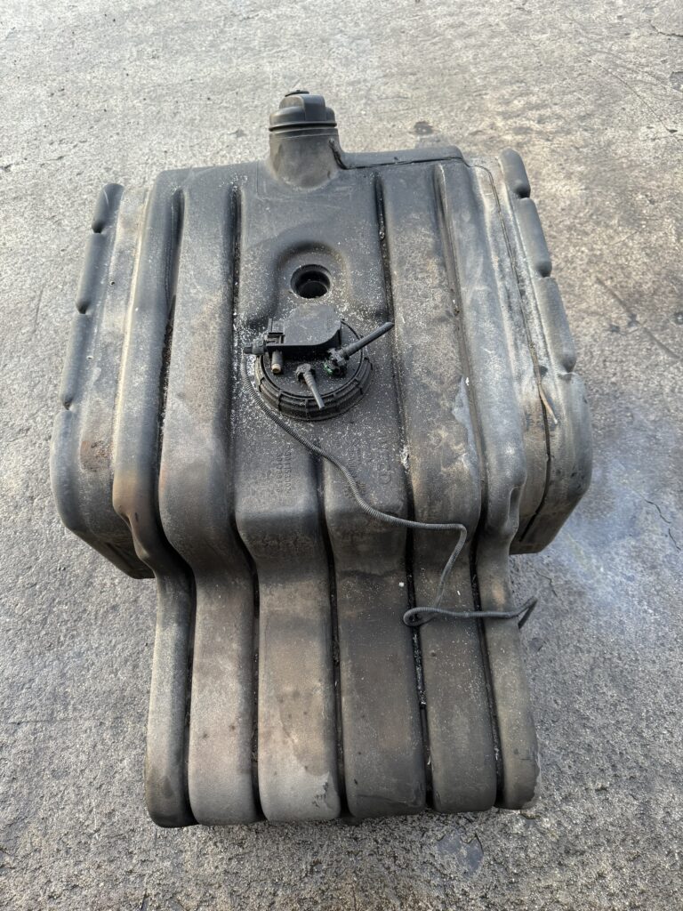 Serbatoio carburante iveco eurocargo tector EURO5