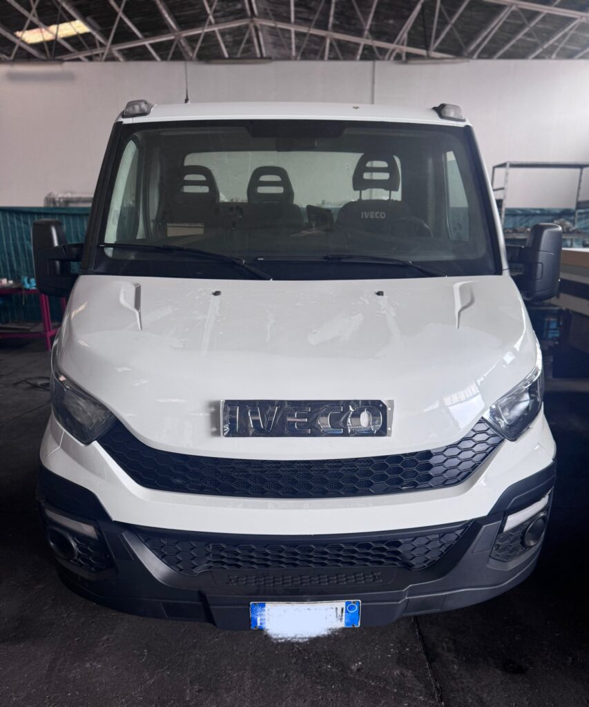 Iveco daily 35C110 a telaio (con impianto ribaltabile)