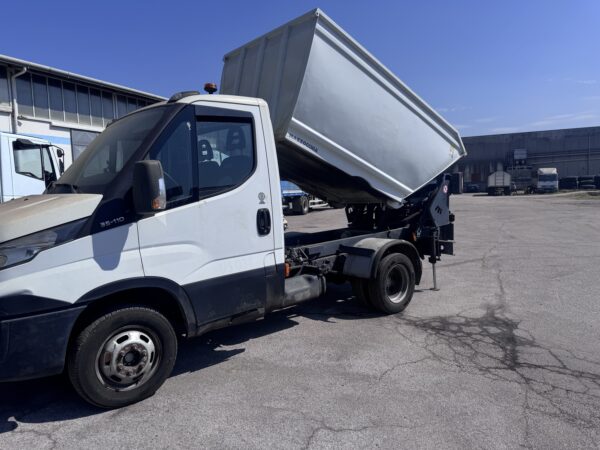 IVECO DAILY 35C110 a telaio con impianto RIBALTABILE - immagine 3
