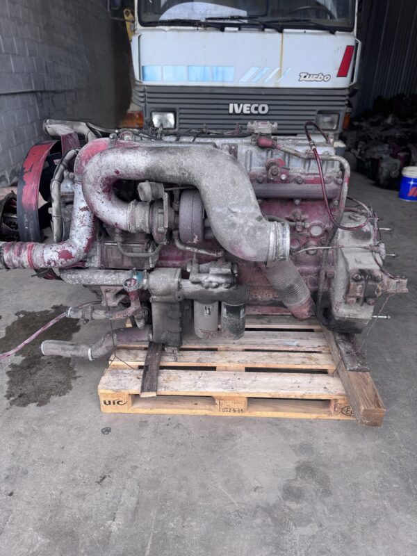 MOTORE IVECO EUROTECH 190E34 8460.41 K