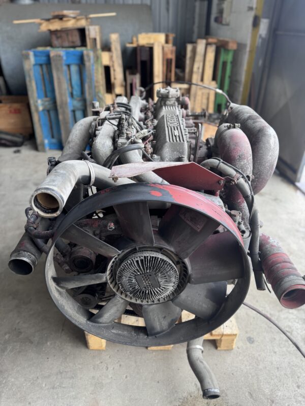 MOTORE IVECO EUROTECH 190E34 8460.41 K - immagine 4