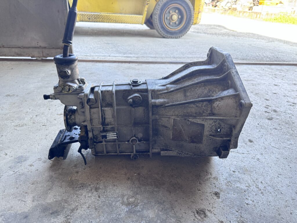 Cambio iveco daily 35-10 2826
