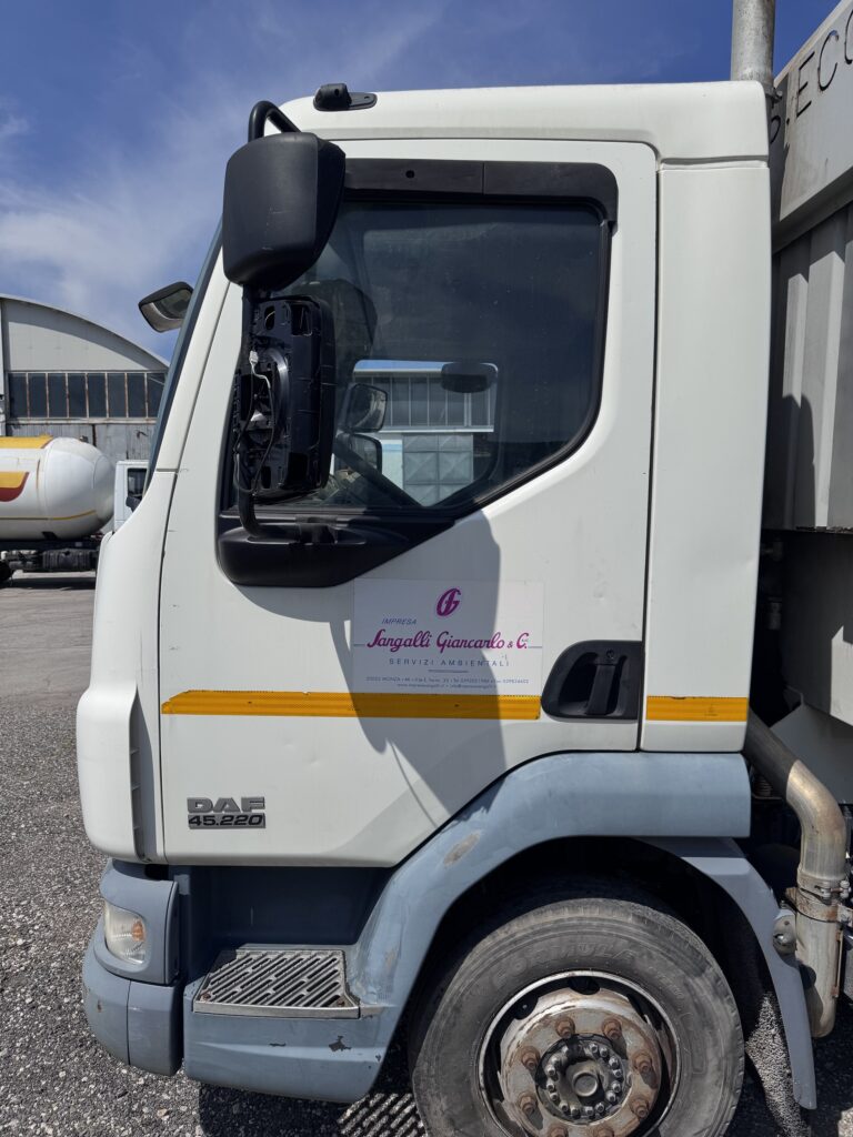 Cabina DAF LF euro 5(COMPLETA)